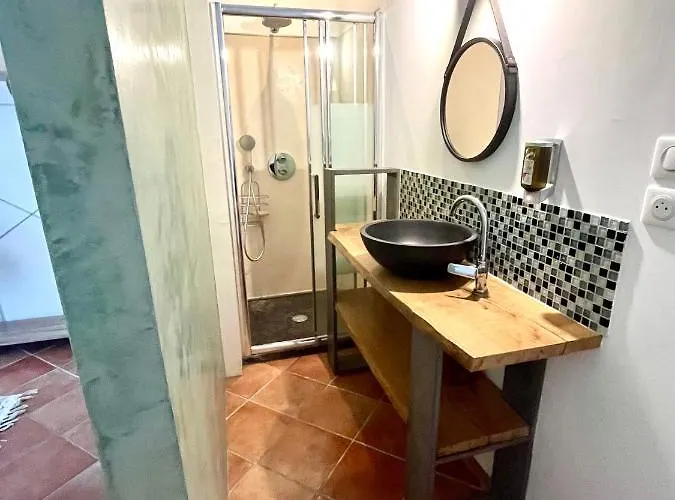 Chez Adri Et Léa Homestay szállás