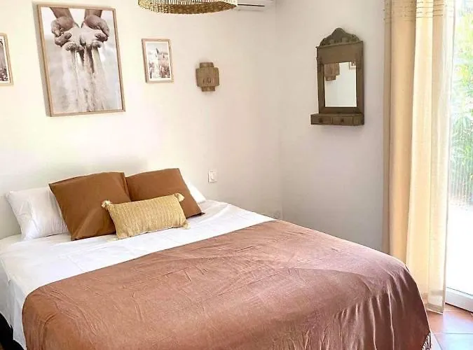 Chez Adri Et Léa Homestay szállás